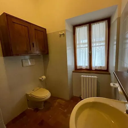 Casa Dei Lecci Фолиньо