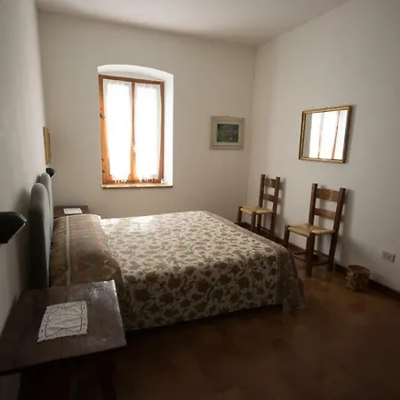 Casa Dei Lecci * Фолиньо
