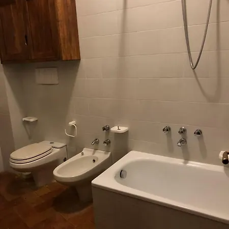 Casa Dei Lecci * Фолиньо
